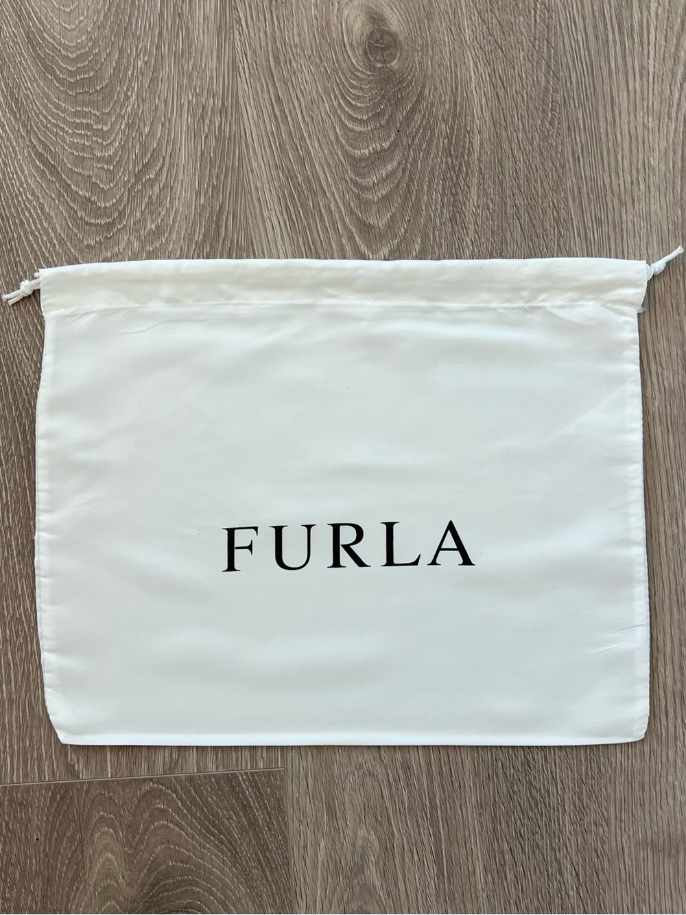 Furla dust bag (C371)